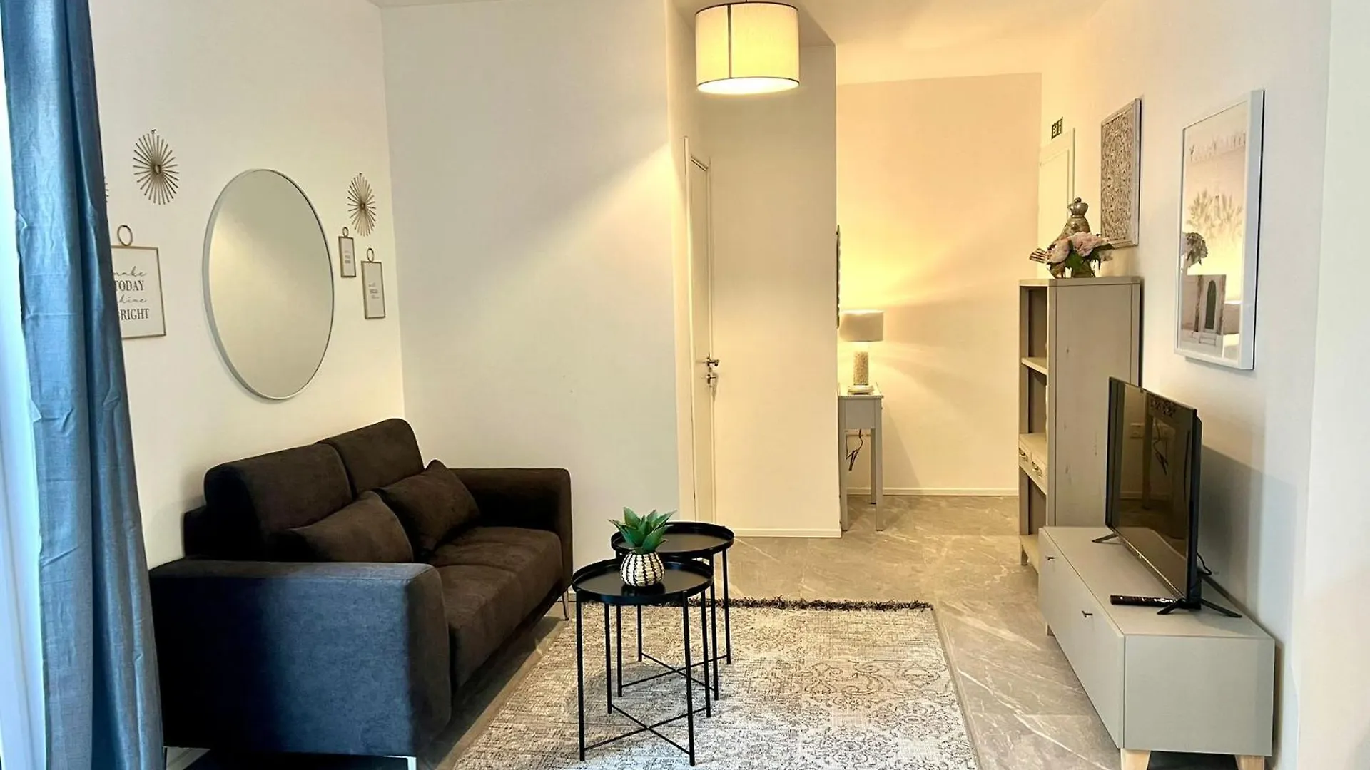 Stylish Boutique Duplex Apartment Home With Outdoor Space - Grey Hamrun Malta